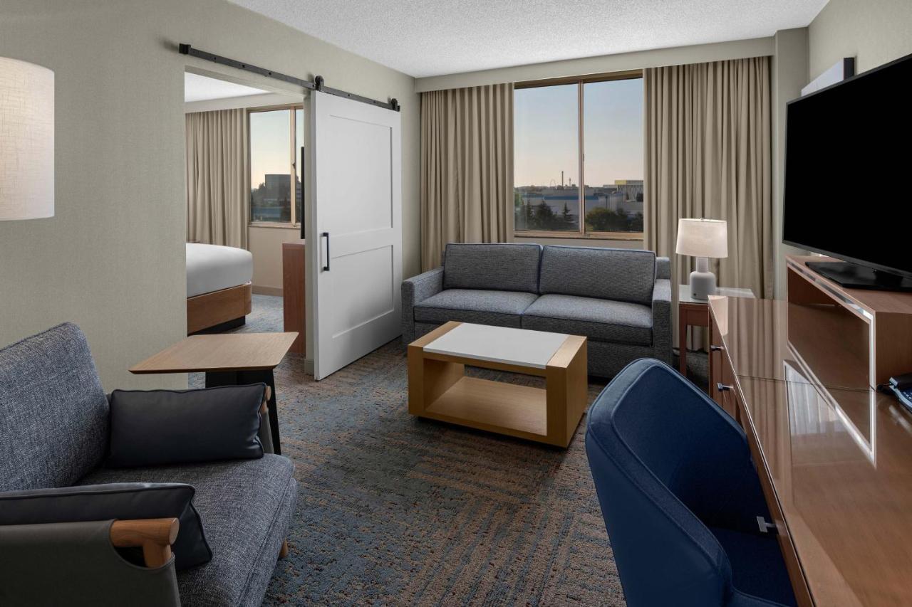 Delta Hotels By Marriott Santa Clara Silicon Valley Екстериор снимка